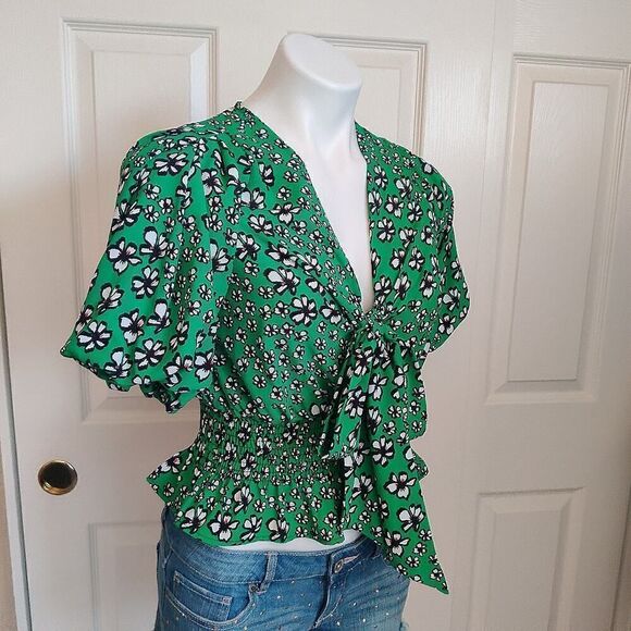 Topshop Green Tie Neck Short Sleeve Floral Top sz 2 - Picture 6 of 12